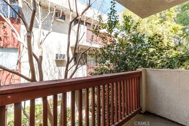 20234 Cantara Street 231, Winnetka, CA 91306