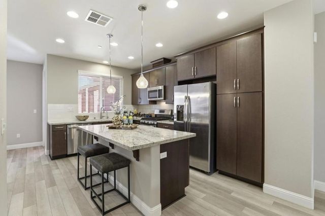446 Ellicott Loop, San Jose, CA 95123