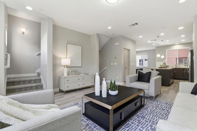446 Ellicott Loop, San Jose, CA 95123