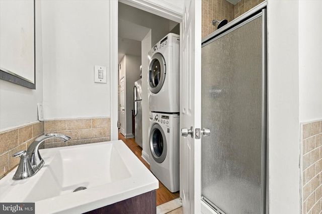 1604 S 16TH ST, Philadelphia, PA 19145