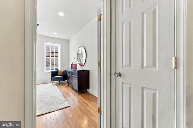 1604 S 16TH ST, Philadelphia, PA 19145