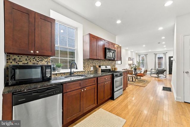 1604 S 16TH ST, Philadelphia, PA 19145