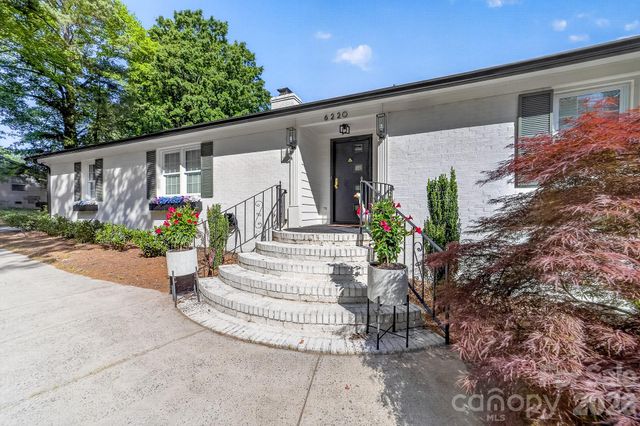 6220 Sharon Road, Charlotte, NC 28210