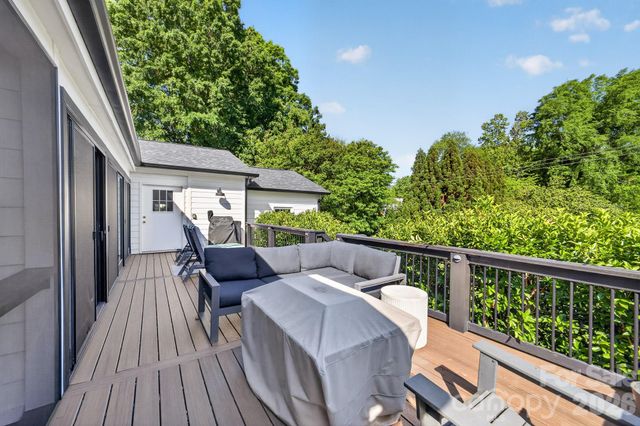 6220 Sharon Road, Charlotte, NC 28210