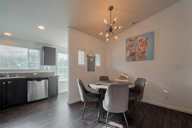 5526 State Hiway 90, Madisonville, TX 77864