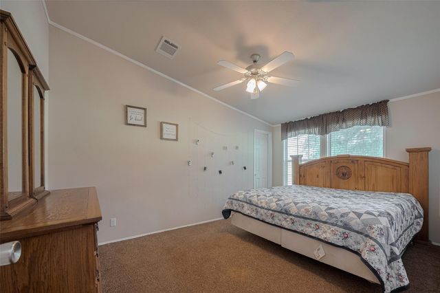 5526 State Hiway 90, Madisonville, TX 77864