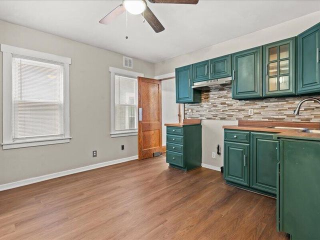 3408 N 11th STREET, Milwaukee, WI 53206