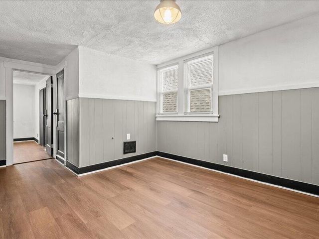 3408 N 11th STREET, Milwaukee, WI 53206