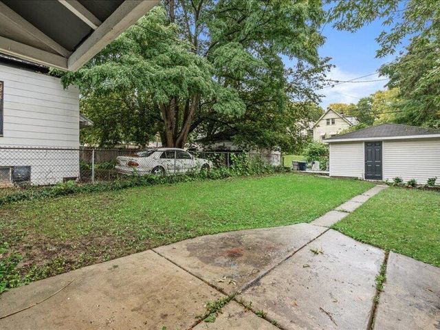 3408 N 11th STREET, Milwaukee, WI 53206
