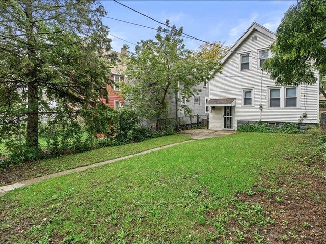 3408 N 11th STREET, Milwaukee, WI 53206