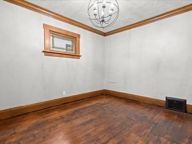 3408 N 11th STREET, Milwaukee, WI 53206