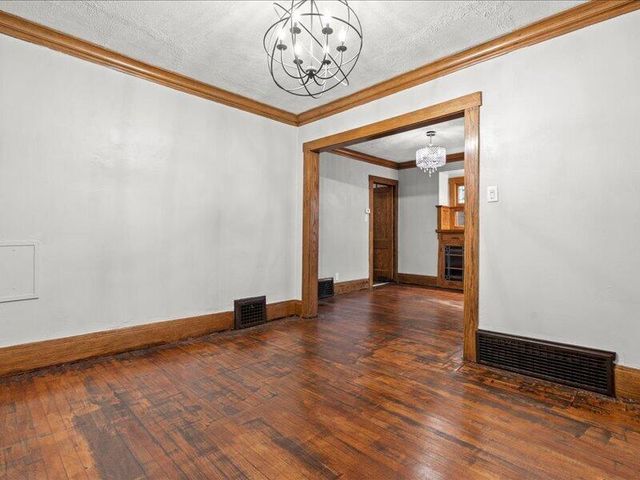 3408 N 11th STREET, Milwaukee, WI 53206