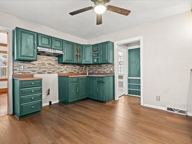3408 N 11th STREET, Milwaukee, WI 53206