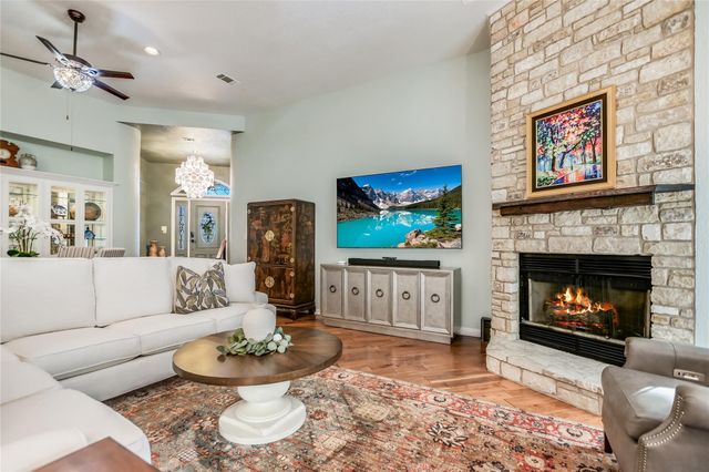 501 Sombrero, Horseshoe Bay, TX 78657