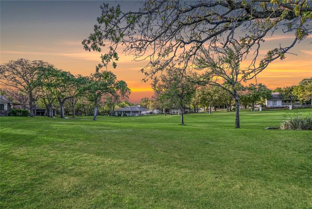 501 Sombrero, Horseshoe Bay, TX 78657