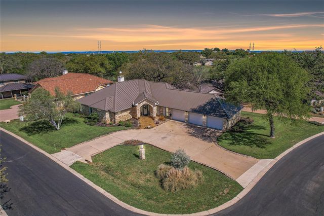 501 Sombrero, Horseshoe Bay, TX 78657