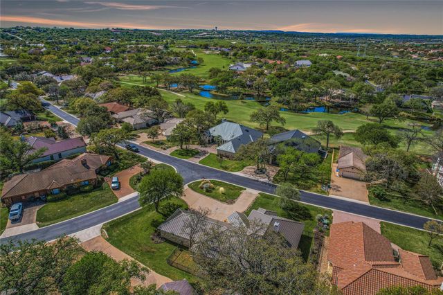 501 Sombrero, Horseshoe Bay, TX 78657