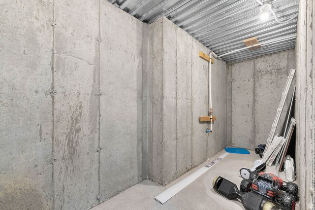 5686 N DUKE LN, Stansbury Park, UT 84074