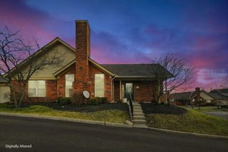 3187 Pine Manor Boulevard, Grove City, OH 43123