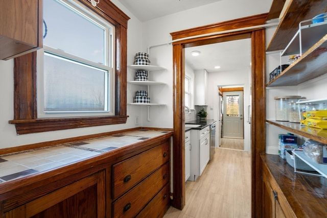 27 Union St 3, Boston, MA 02135