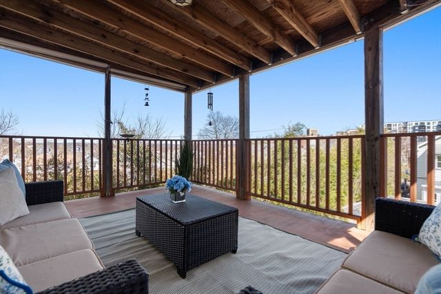 27 Union St 3, Boston, MA 02135