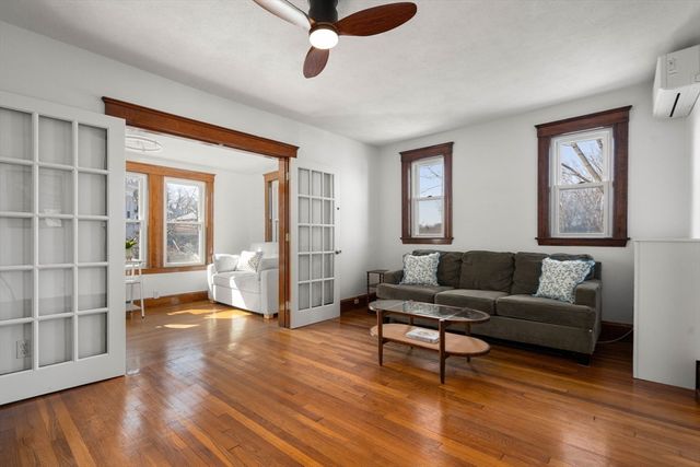 27 Union St 3, Boston, MA 02135