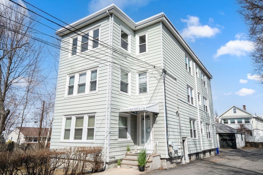 27 Union St 3, Boston, MA 02135