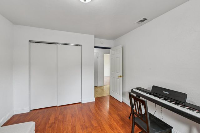 8751 Torrey Way, Elk Grove, CA 95624