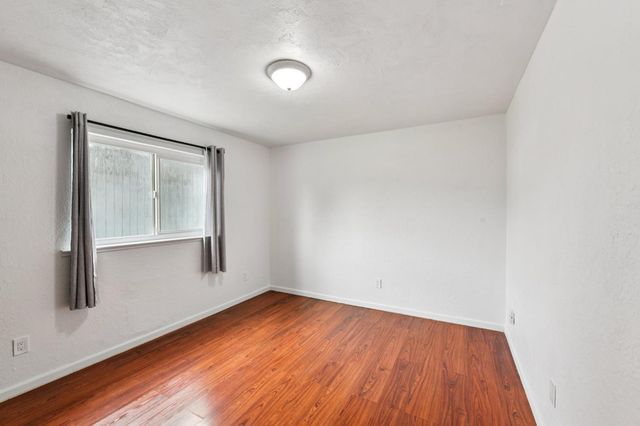 8751 Torrey Way, Elk Grove, CA 95624