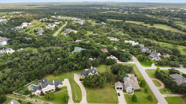 140 Vincas Shadow CT, Driftwood, TX 78619