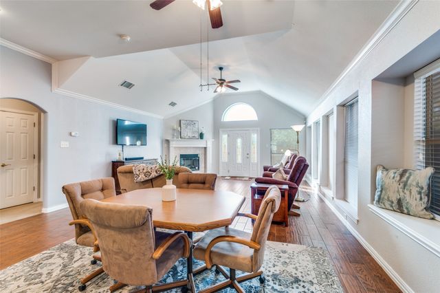 2620 Britany Circle, Bedford, TX 76022