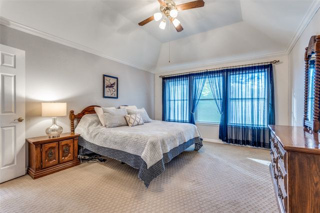 2620 Britany Circle, Bedford, TX 76022