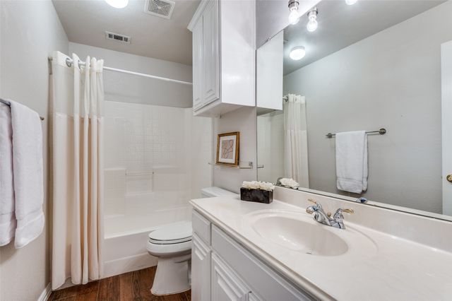 2620 Britany Circle, Bedford, TX 76022