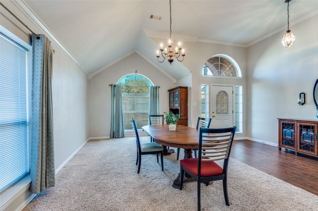 2620 Britany Circle, Bedford, TX 76022