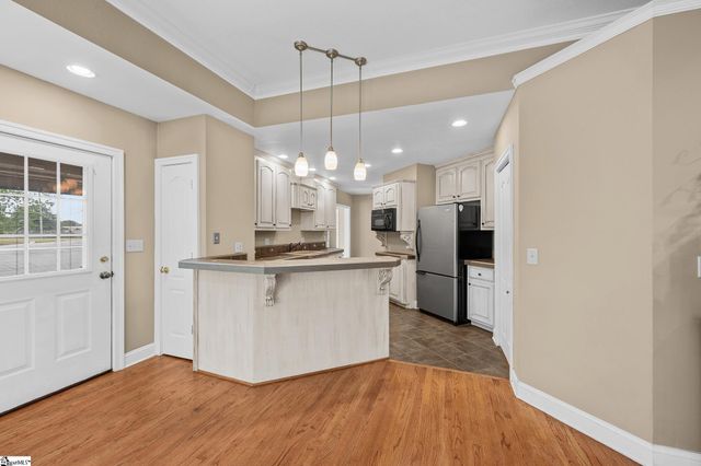 709 W Main Street, Pickens, SC 29671