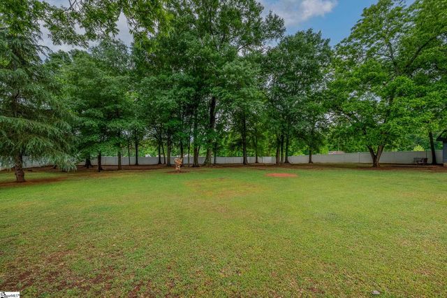 709 W Main Street, Pickens, SC 29671