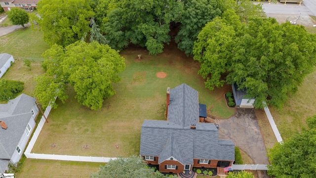 709 W Main Street, Pickens, SC 29671