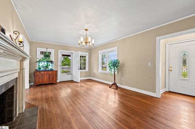 709 W Main Street, Pickens, SC 29671