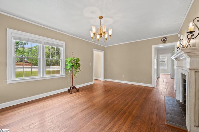 709 W Main Street, Pickens, SC 29671
