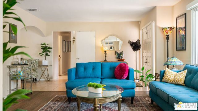 366 N Orchid Tree Lane, Palm Springs, CA 92262