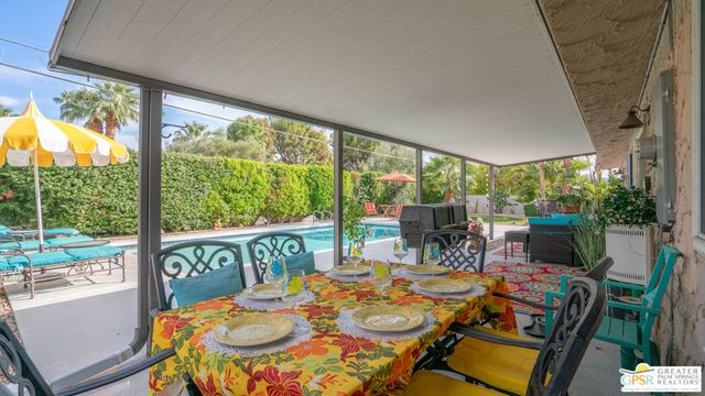 366 N Orchid Tree Lane, Palm Springs, CA 92262