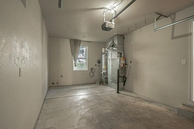 827 Blackberry Lane, Ashland, OR 97520