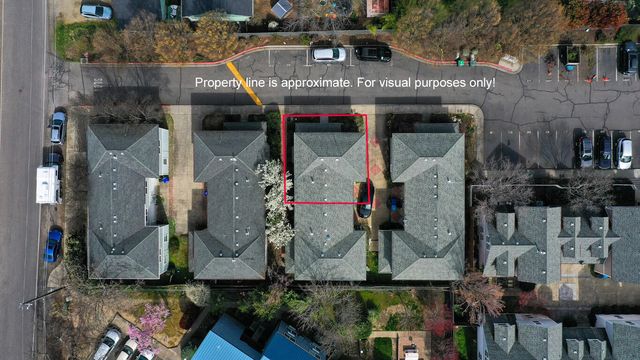 827 Blackberry Lane, Ashland, OR 97520