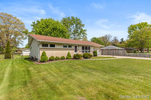 14169 Carol Street, Holland, MI 49424