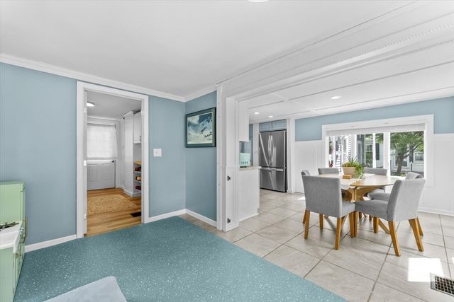 24 Cedar St, Westborough, MA 01581