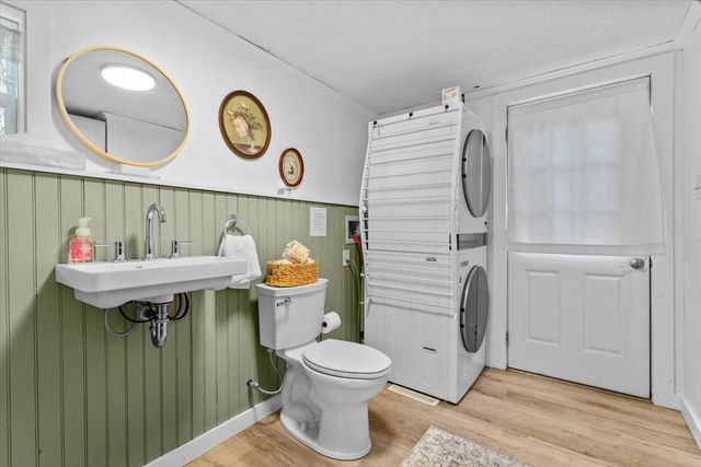 24 Cedar St, Westborough, MA 01581