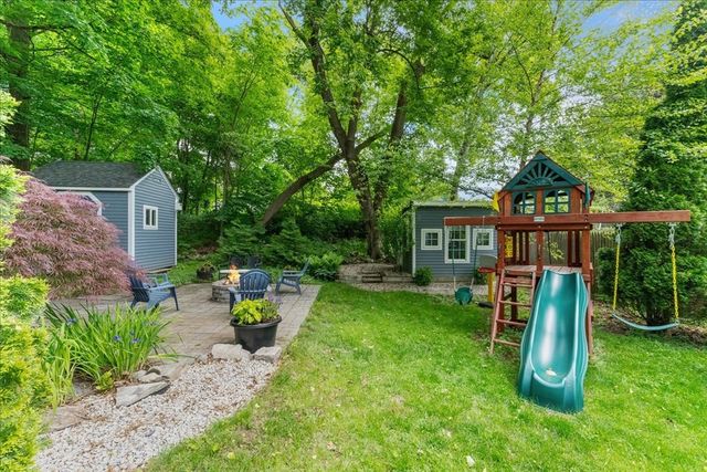 24 Cedar St, Westborough, MA 01581