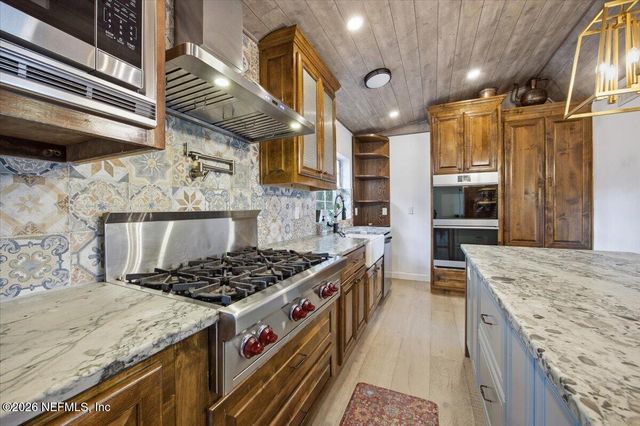 2449 JOSE Circle N, Jacksonville, FL 32217