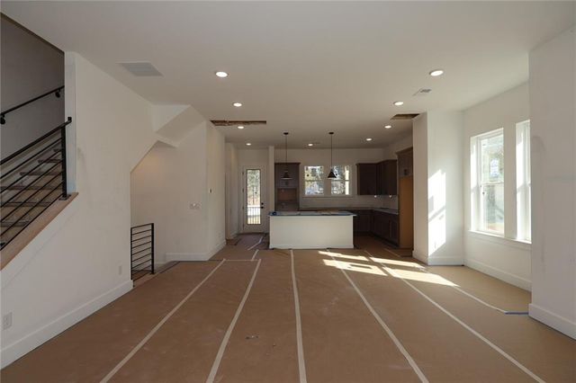 831 Timbre Lane, Decatur, GA 30033