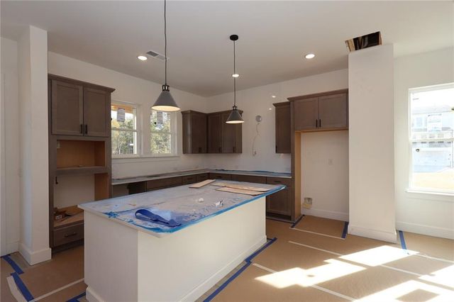 831 Timbre Lane, Decatur, GA 30033